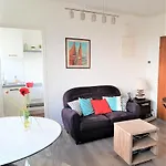 Apartment Escale Marine A 4 Etoiles Calais