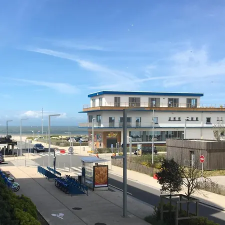 Escale Marine A 4 Etoiles Calais