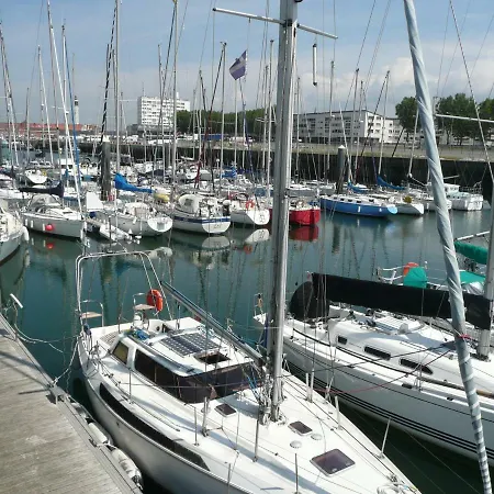 Apartment Escale Marine A 4 Etoiles Calais